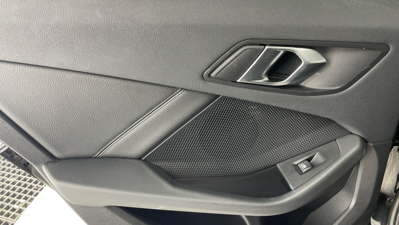 BMW 1 Series 118i [136] Sport 5dr Step Auto [Live Cockpit Pro] Petrol Hatchback